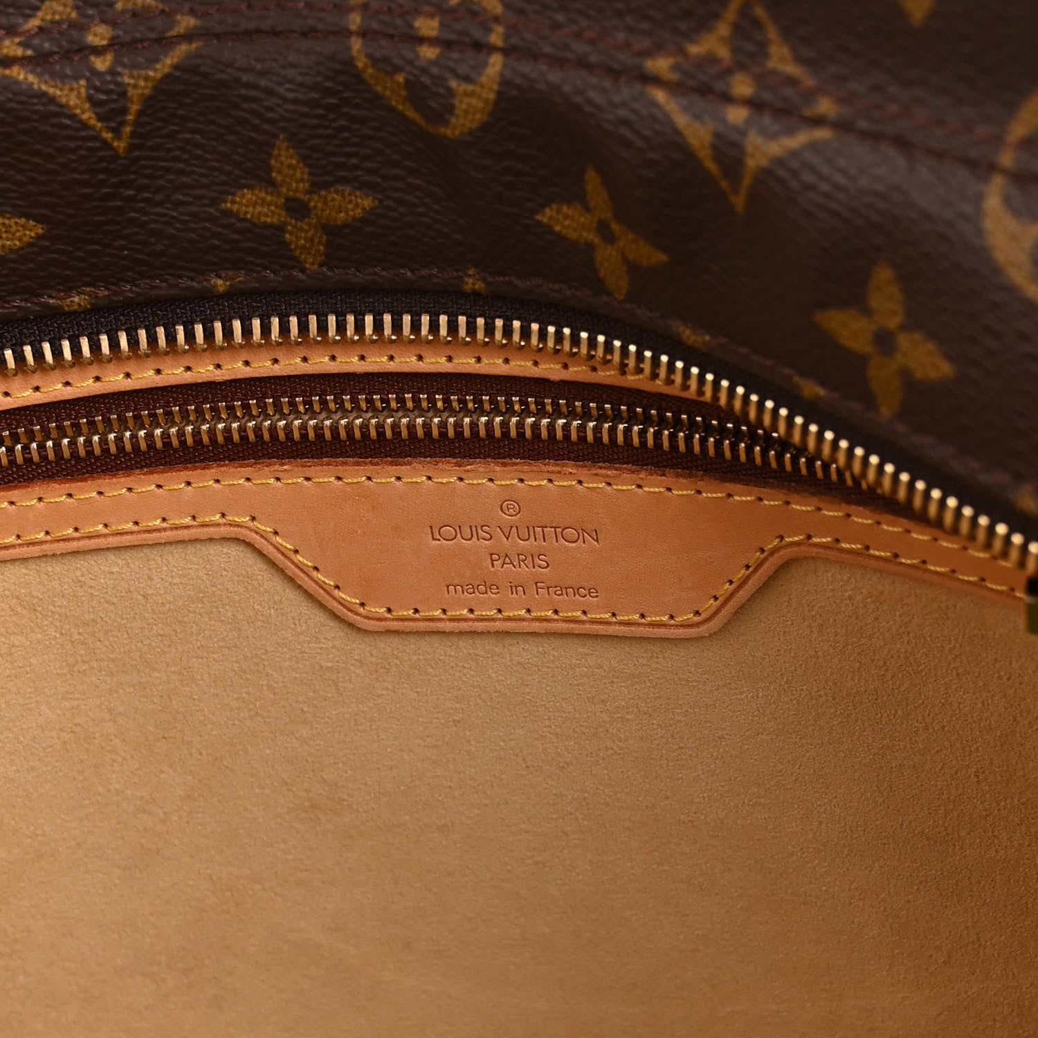 Louis Vuitton LOUIS VUITTON Monogram Luco 5 of 9