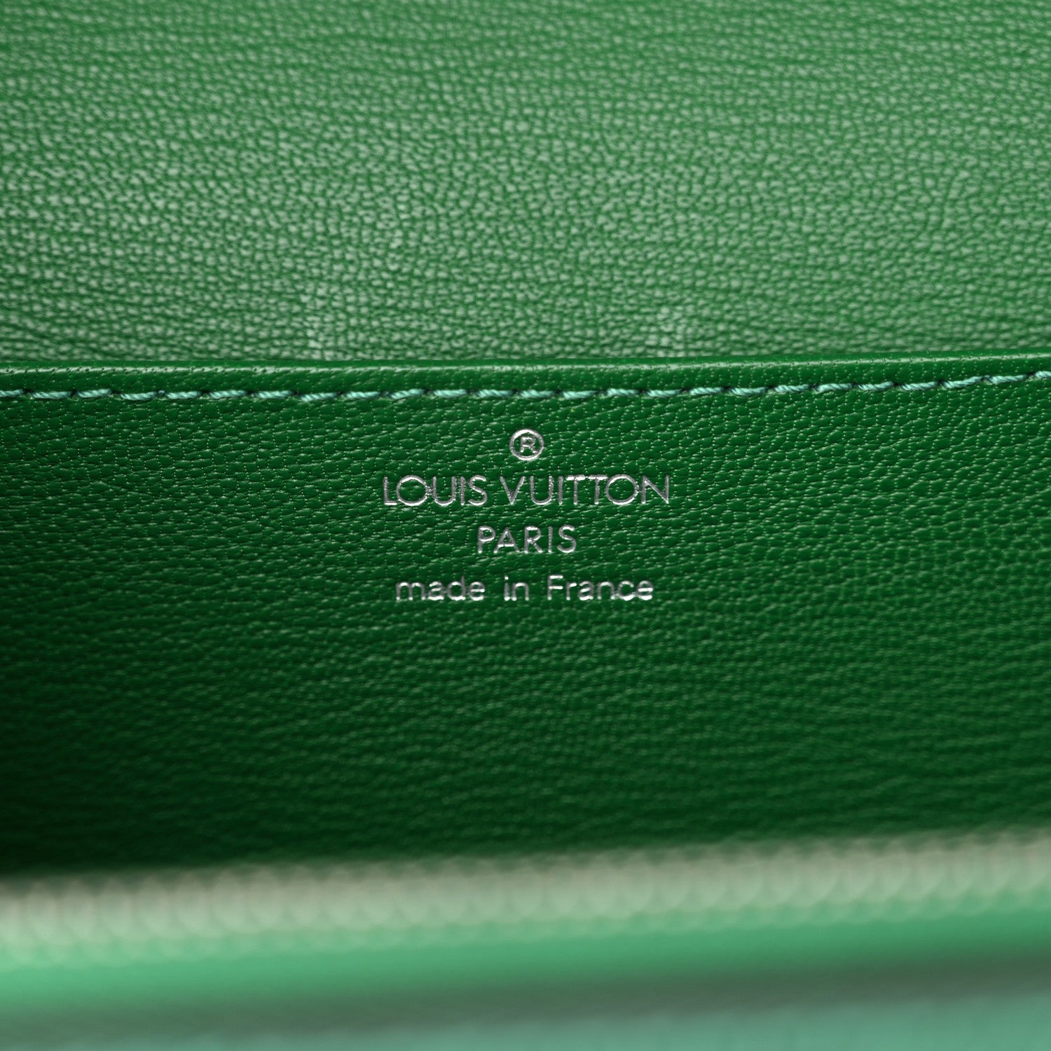 Louis Vuitton Shiny Alligator Vivienne NM Green 1716626 – FASHIONPHILE