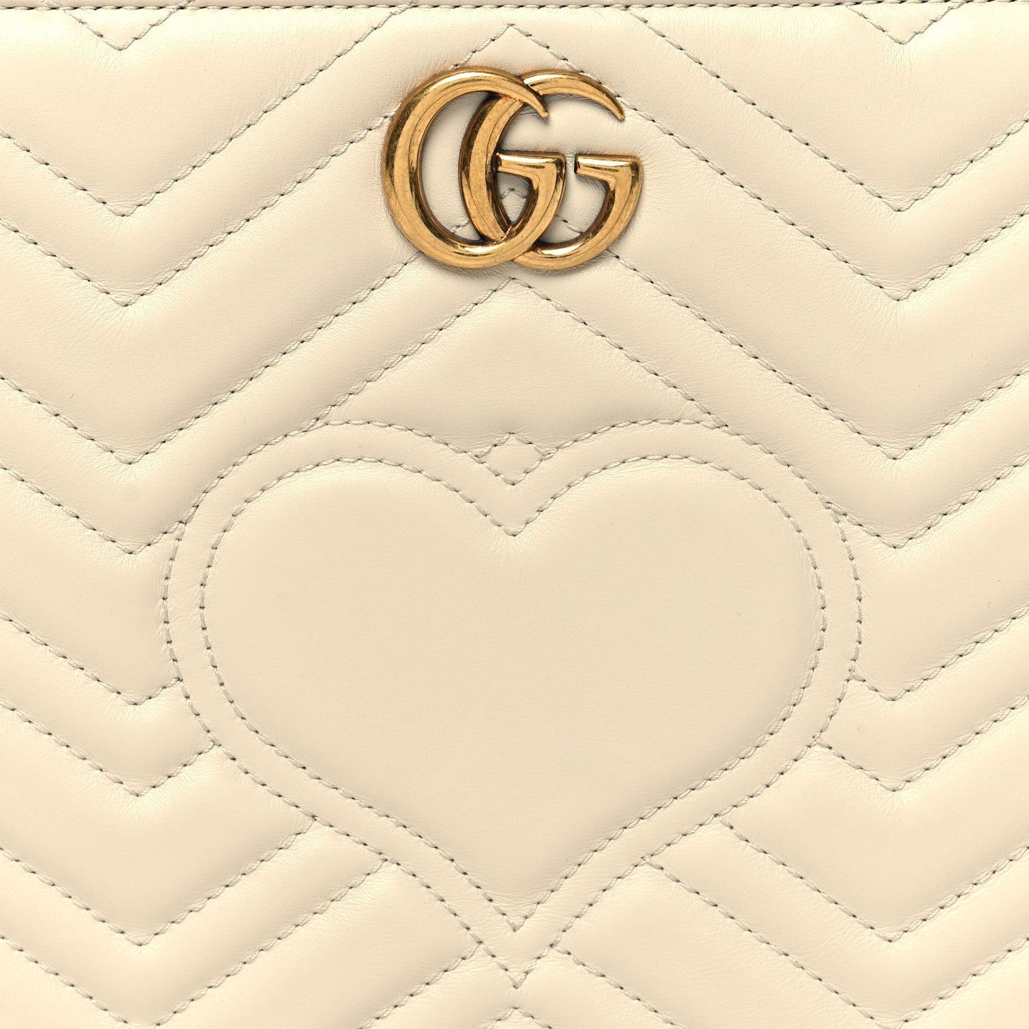 Gucci Calfskin Matelasse Chevron Heart GG Marmont Clutch Mystic White 8 of 11