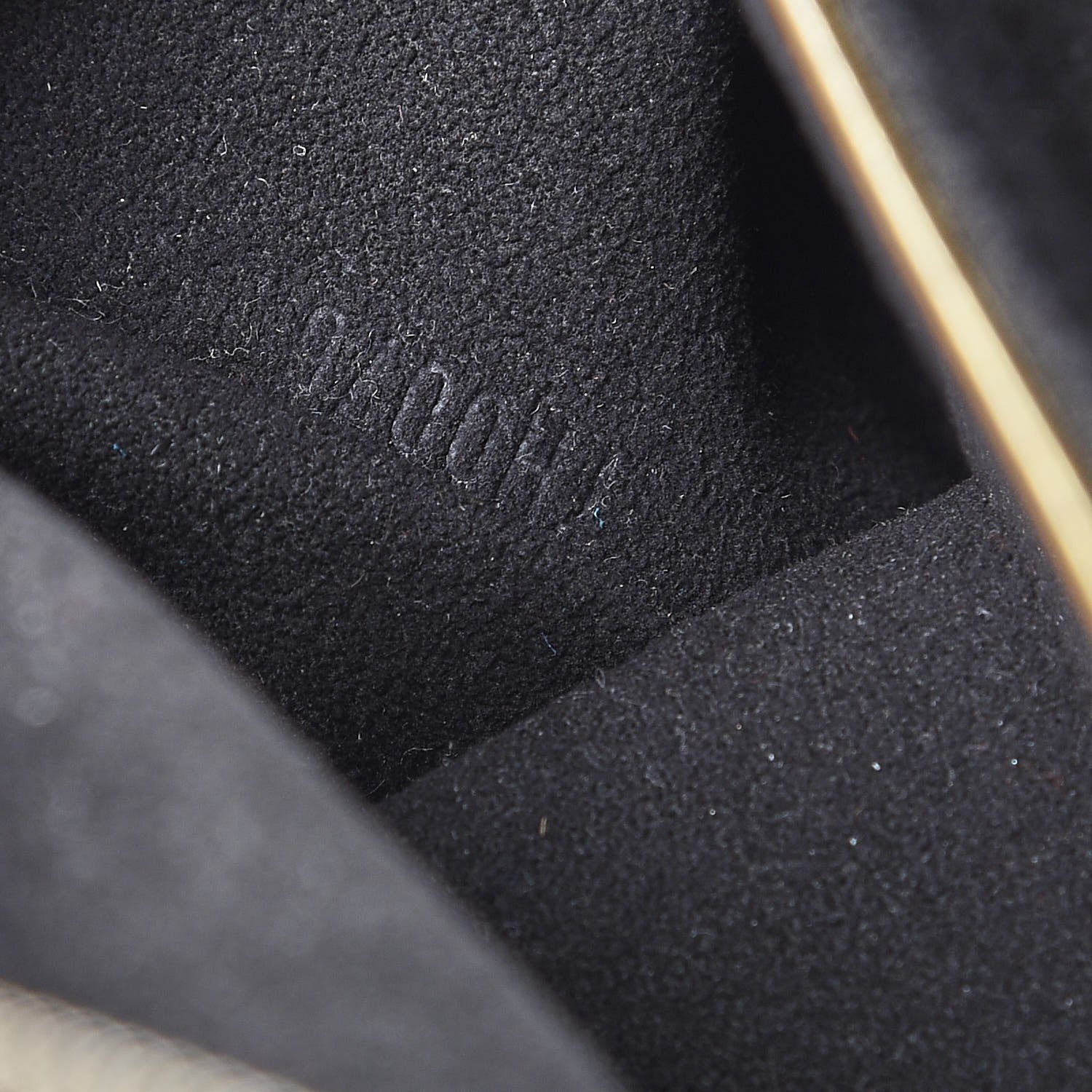Louis Vuitton Monogram Leopard Adele 7 of 15