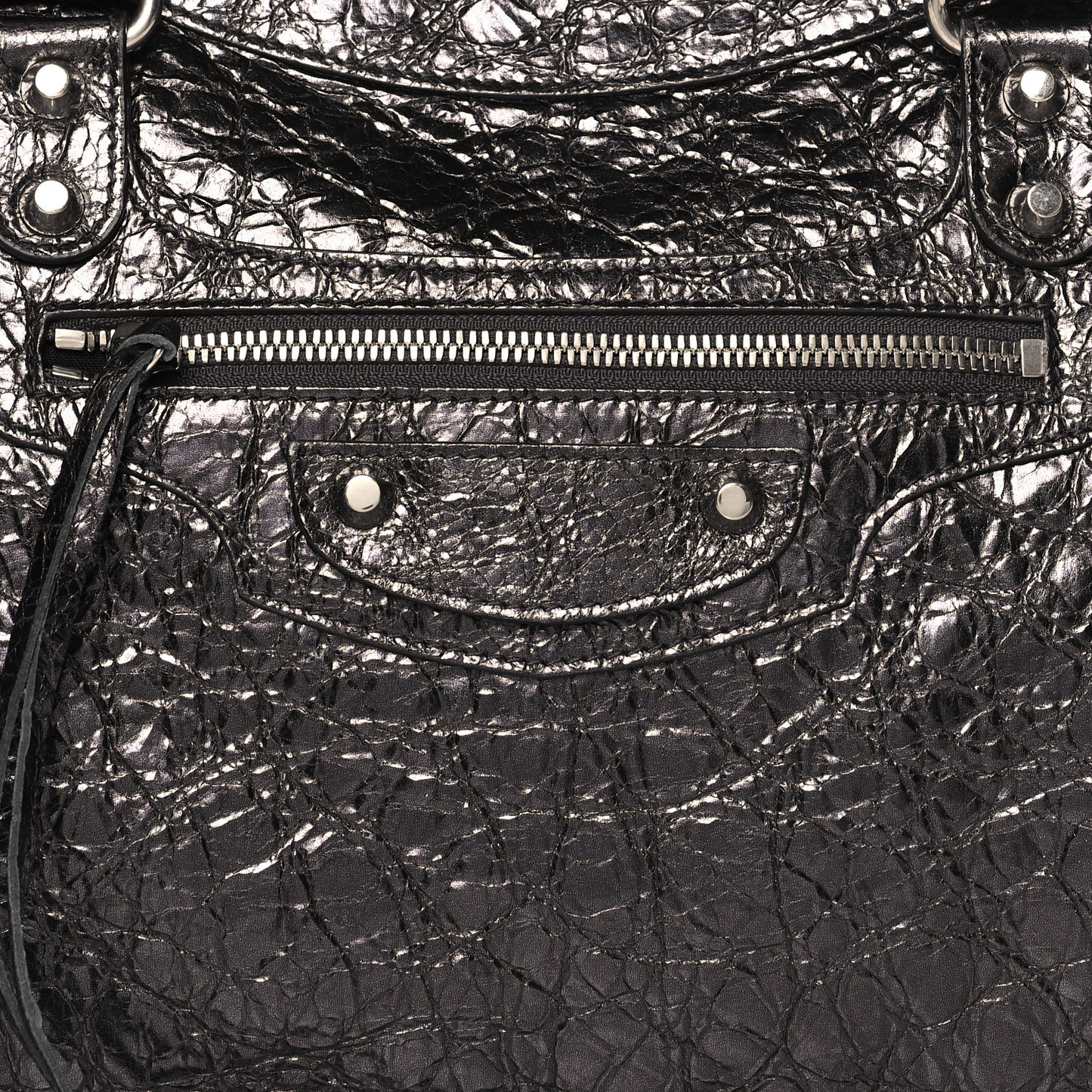 Metallized Arena Lambskin Classic Silver Hardware Medium Le City Steel Gray