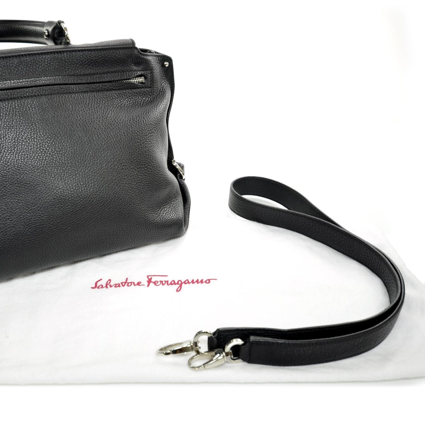 SALVATOREFERRAGAMOLeatherLargeSofiaBlack