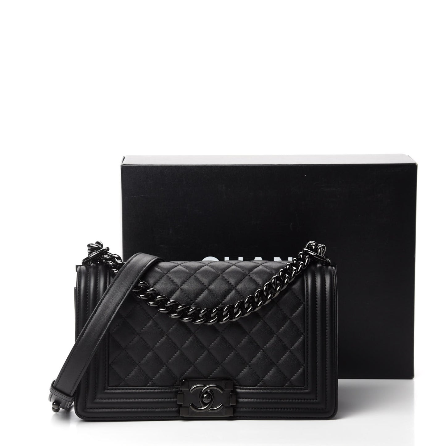 Calfskin Quilted Medium Boy Flap So Black