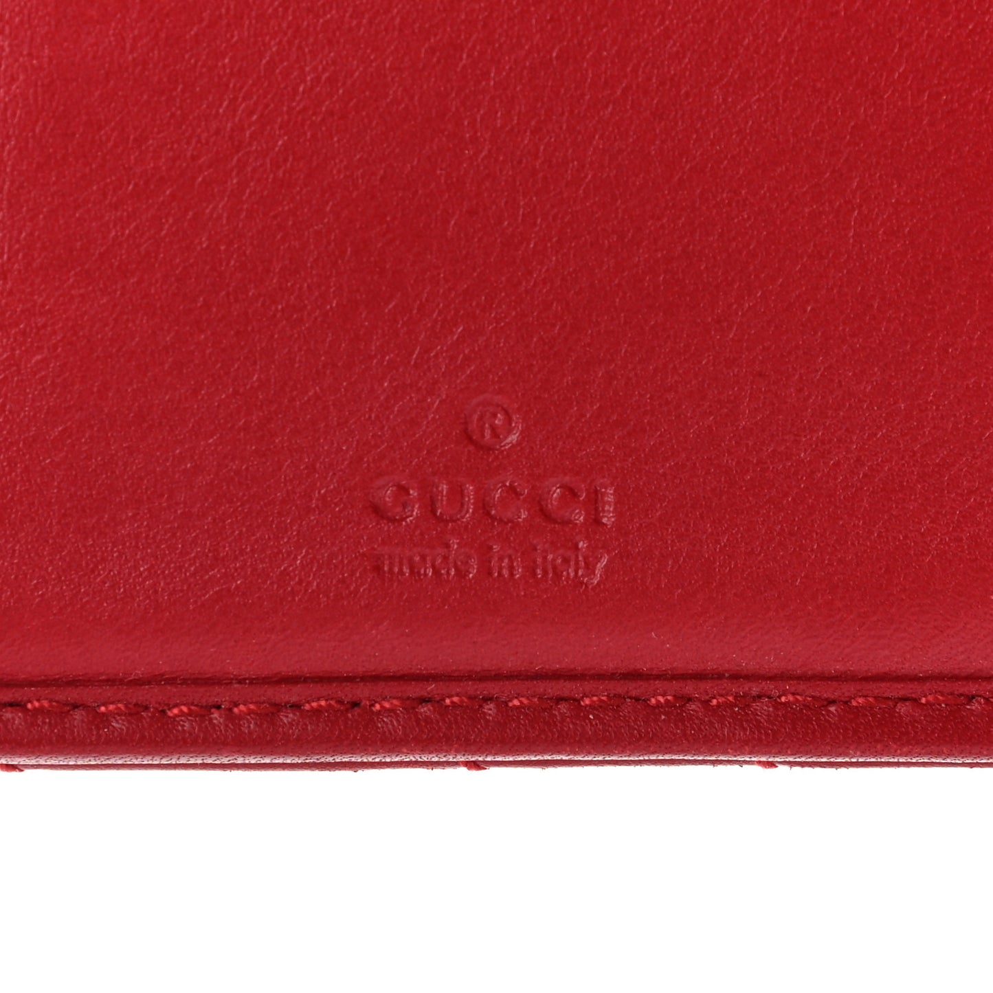 Calfskin Matelasse GG Marmont Wallet Hibiscus Red
