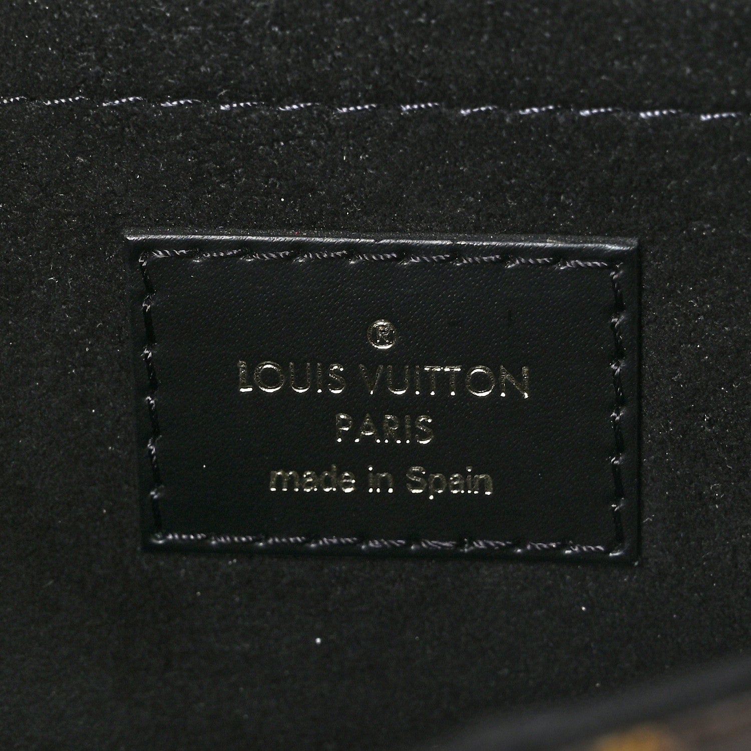 Louis Vuitton Epi Monogram Saint Michel Black 6 of 8