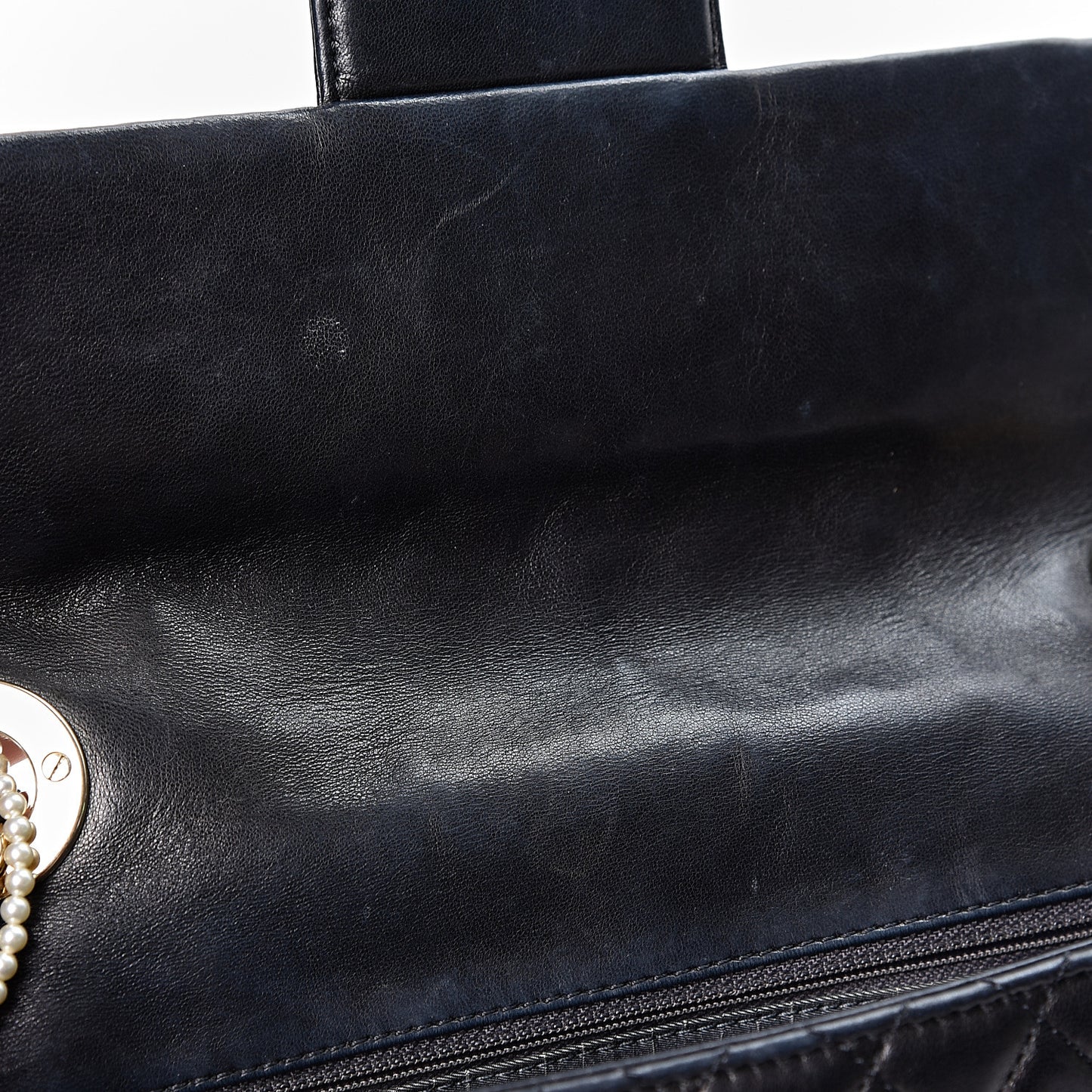 Lambskin Quilted Medium Westminster Pearl Flap Black