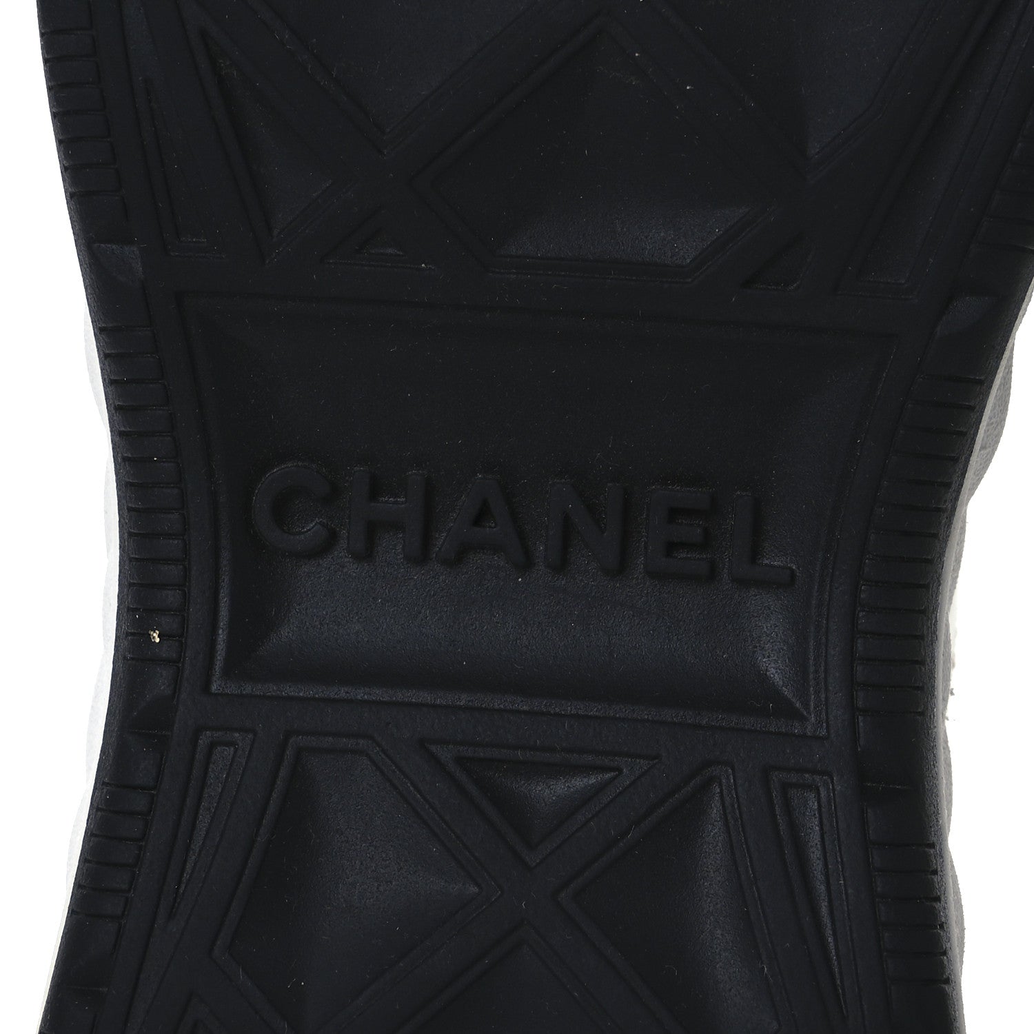 Chanel Velvet Calfskin Mixed Fibers CC Sneakers 37 Ivory Black 8 of 14