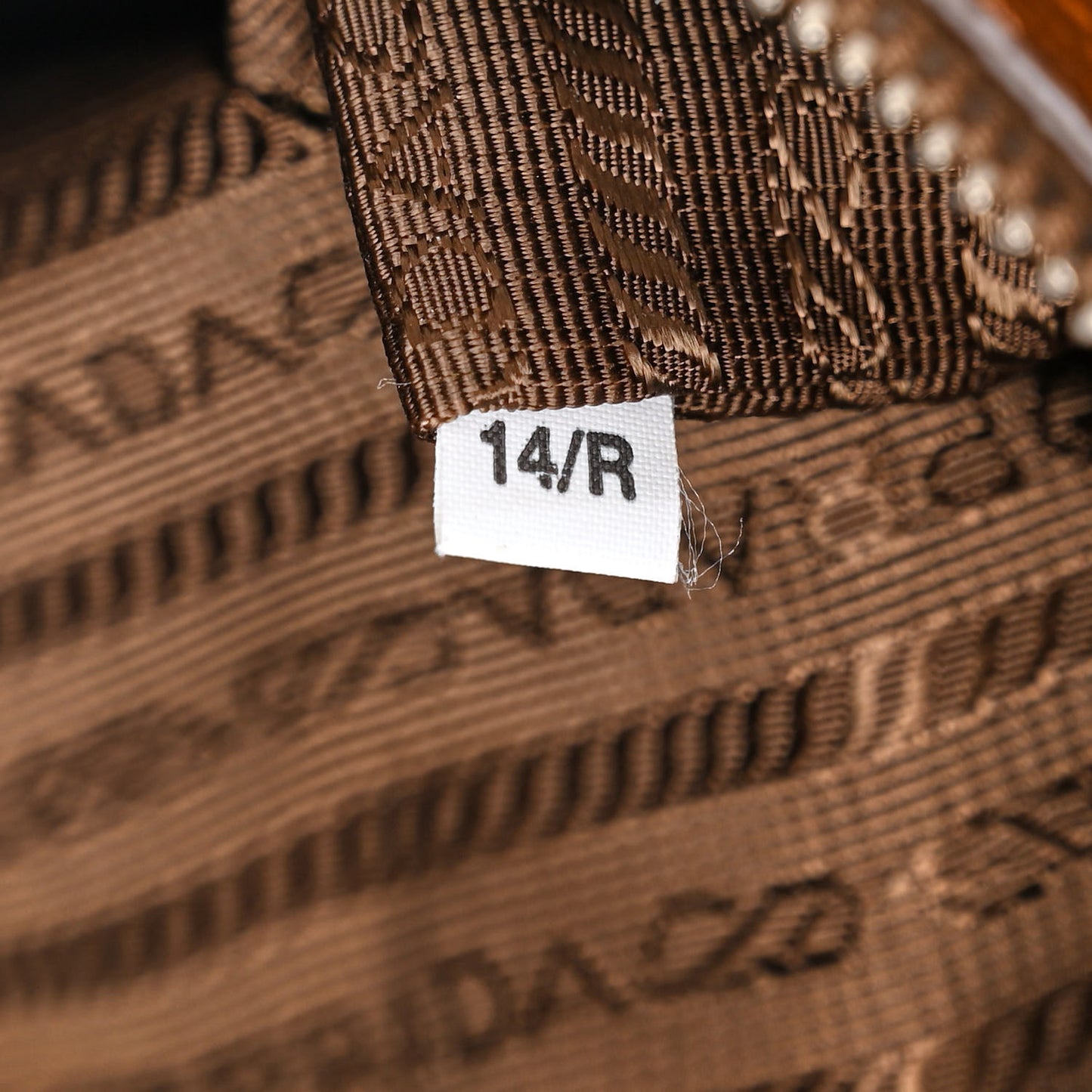 Vitello Daino Tote Cannella