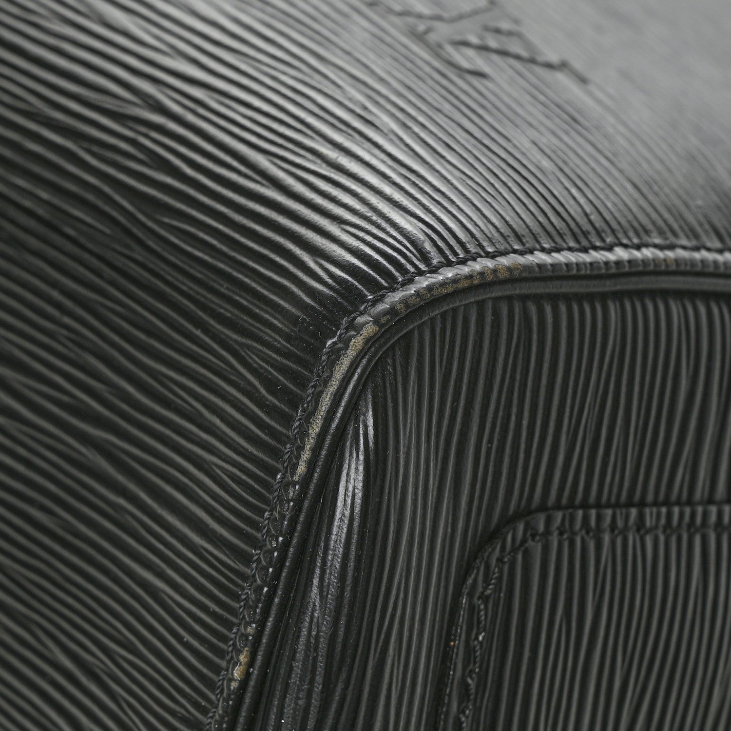 Louis Vuitton Epi Keepall 50 Black 9 of 11