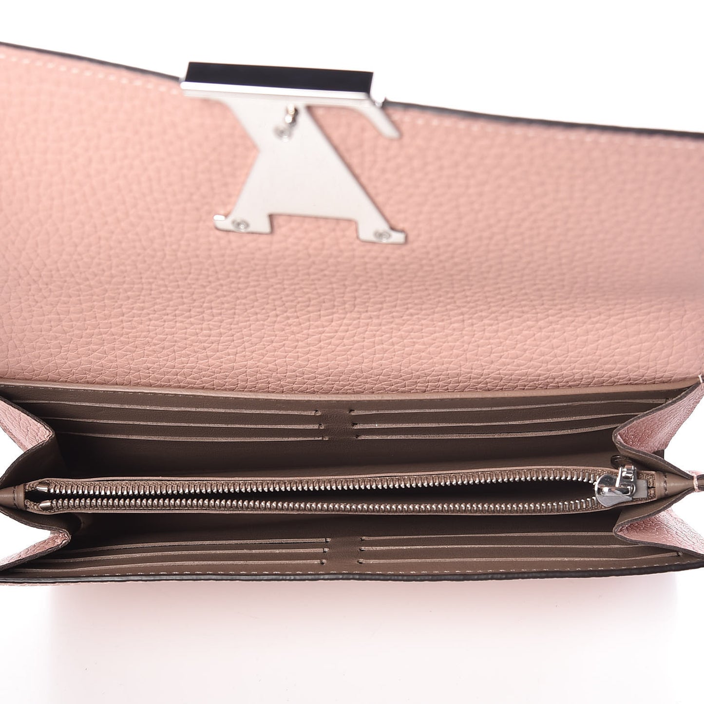 Taurillon Capucines Wallet Magnolia