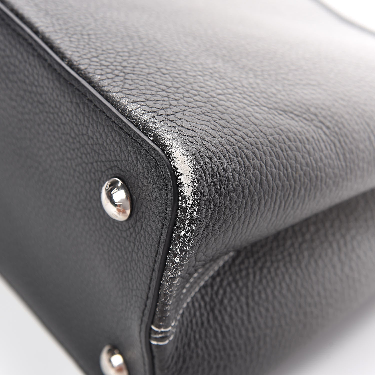 Louis Vuitton Taurillon Capucines MM Cloudy Black 10 of 10