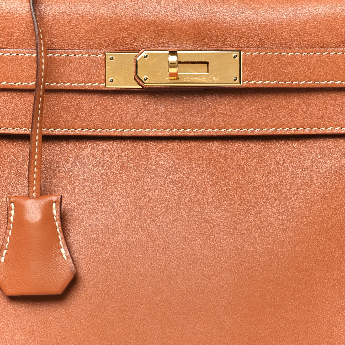 Swift Kelly Retourne 28 Gold