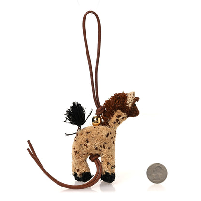 Loewe X PAULA'S IBIZA Raffia Calfskin Giraffe Bag Charm Brown 2 of 4