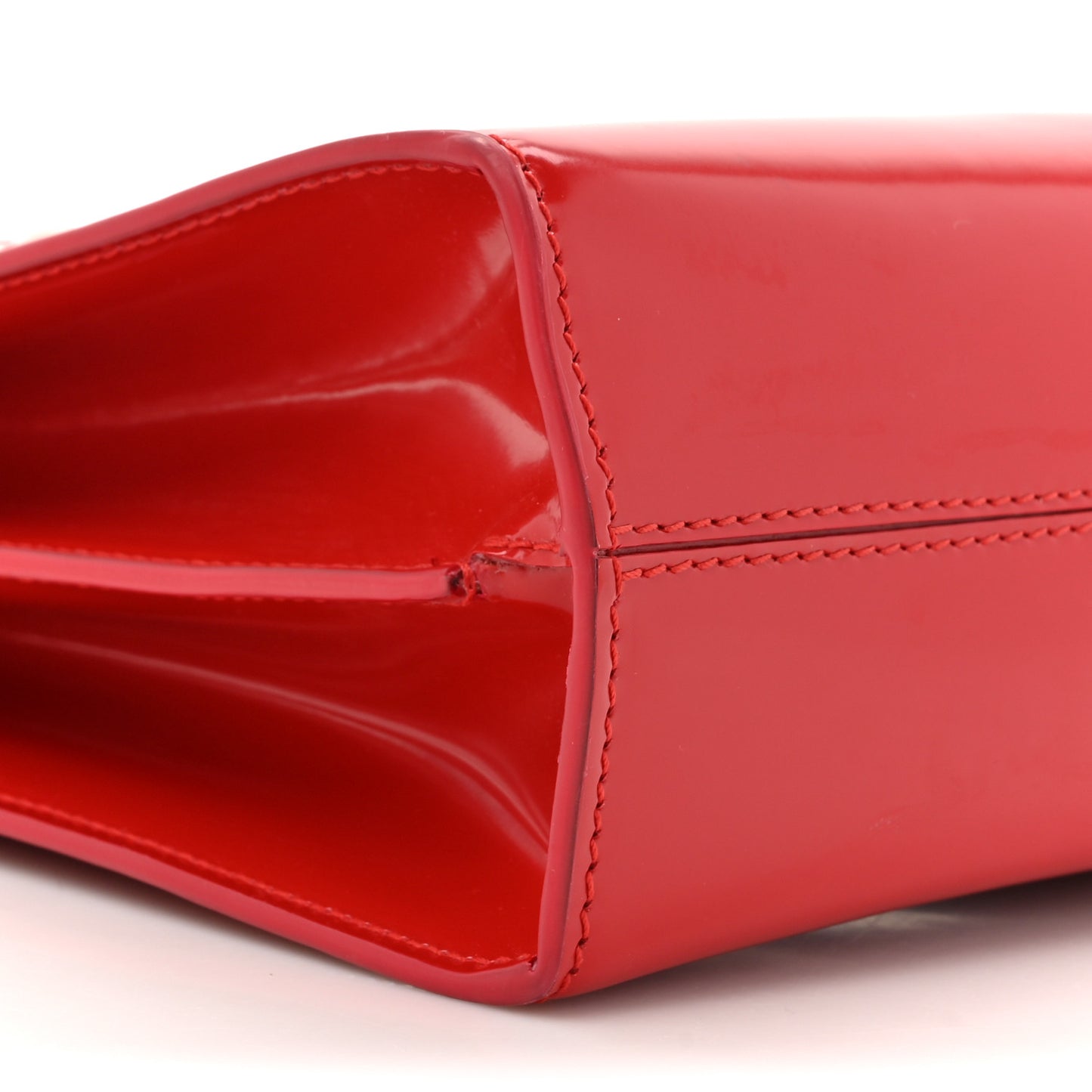 Master Lux Calfskin Horsebit Slim Shoulder Bag Beret Red