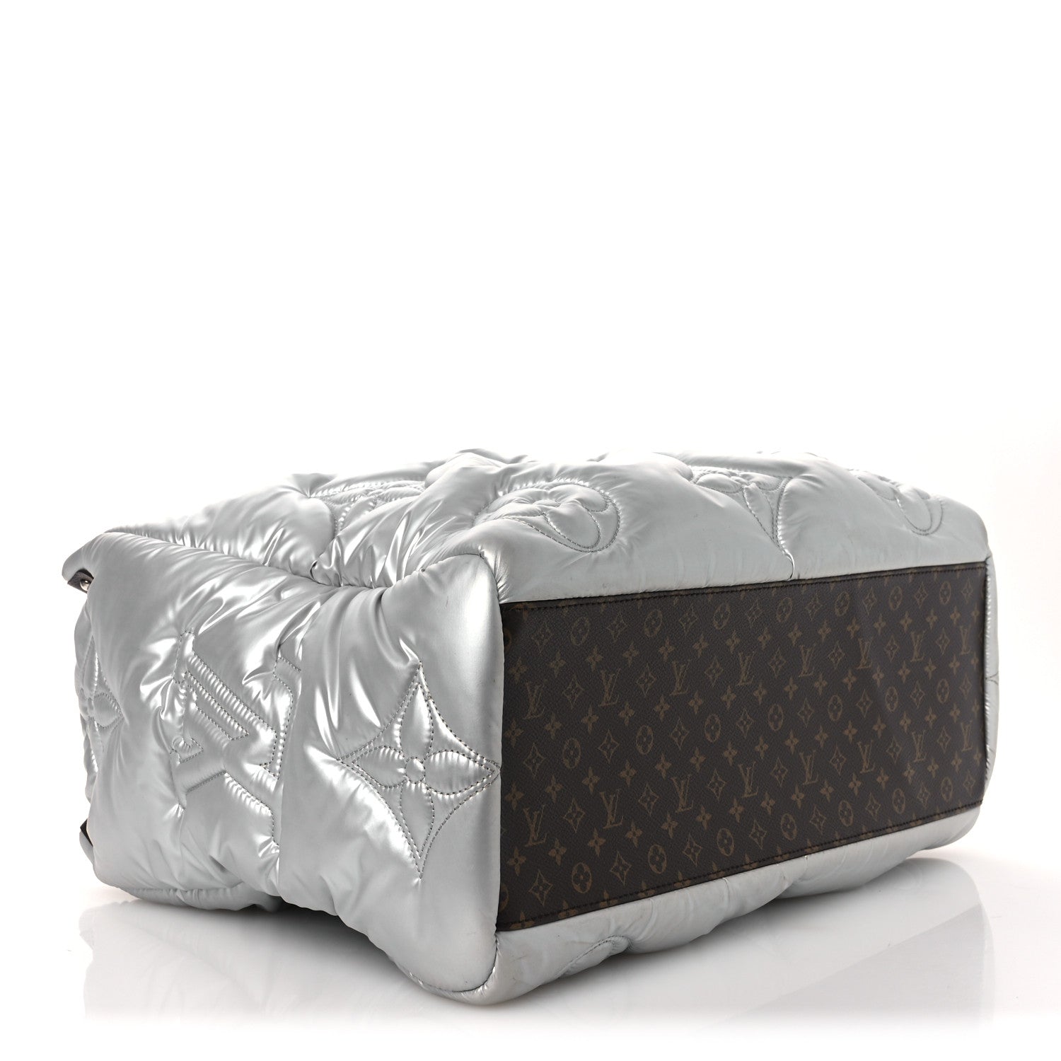 Louis Vuitton Econyl Monogram Pillow Giant Onthego GM Silver 3 of 9