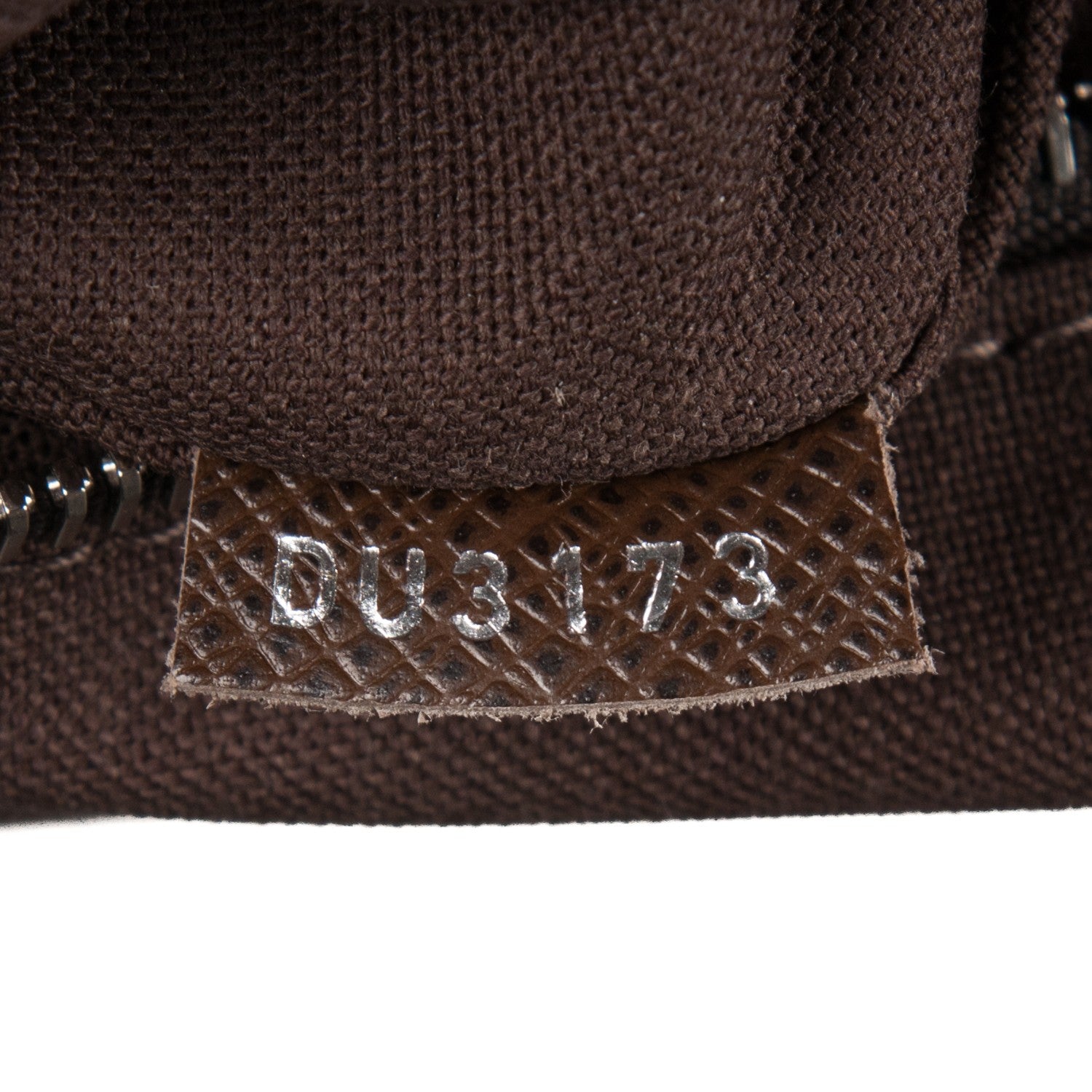 Louis Vuitton Taiga Roman PM Messenger Grizzli 7 of 7