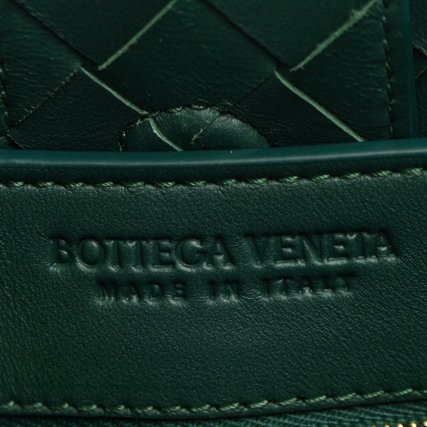 Bottega Veneta Nappa Intrecciato Medium Andiamo Shoulder Bag Emerald Green 6 of 9