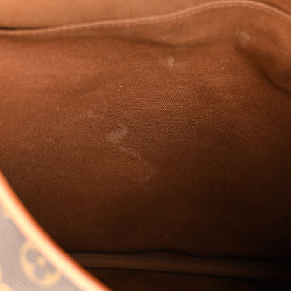 Louis Vuitton Monogram Saumur 35 12 of 21