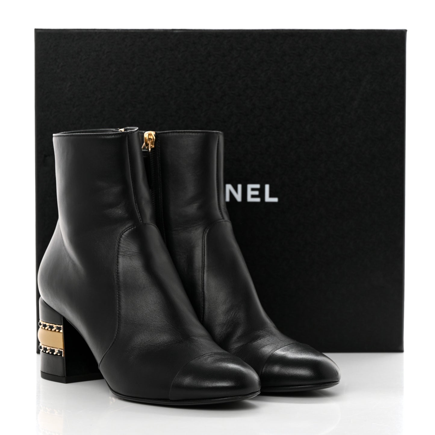 Lambskin Double Stack Chain Cap Toe Boots 37 Black
