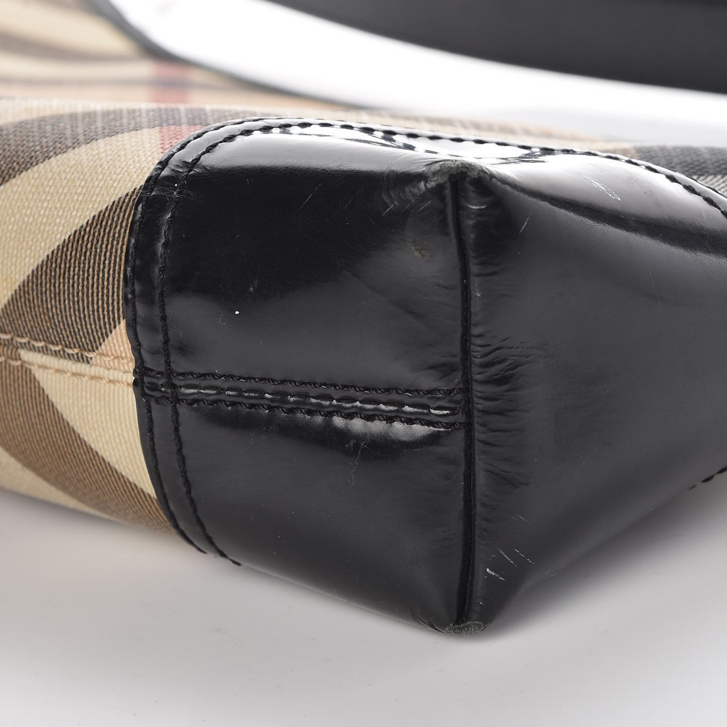 Nova Check Hobo Black