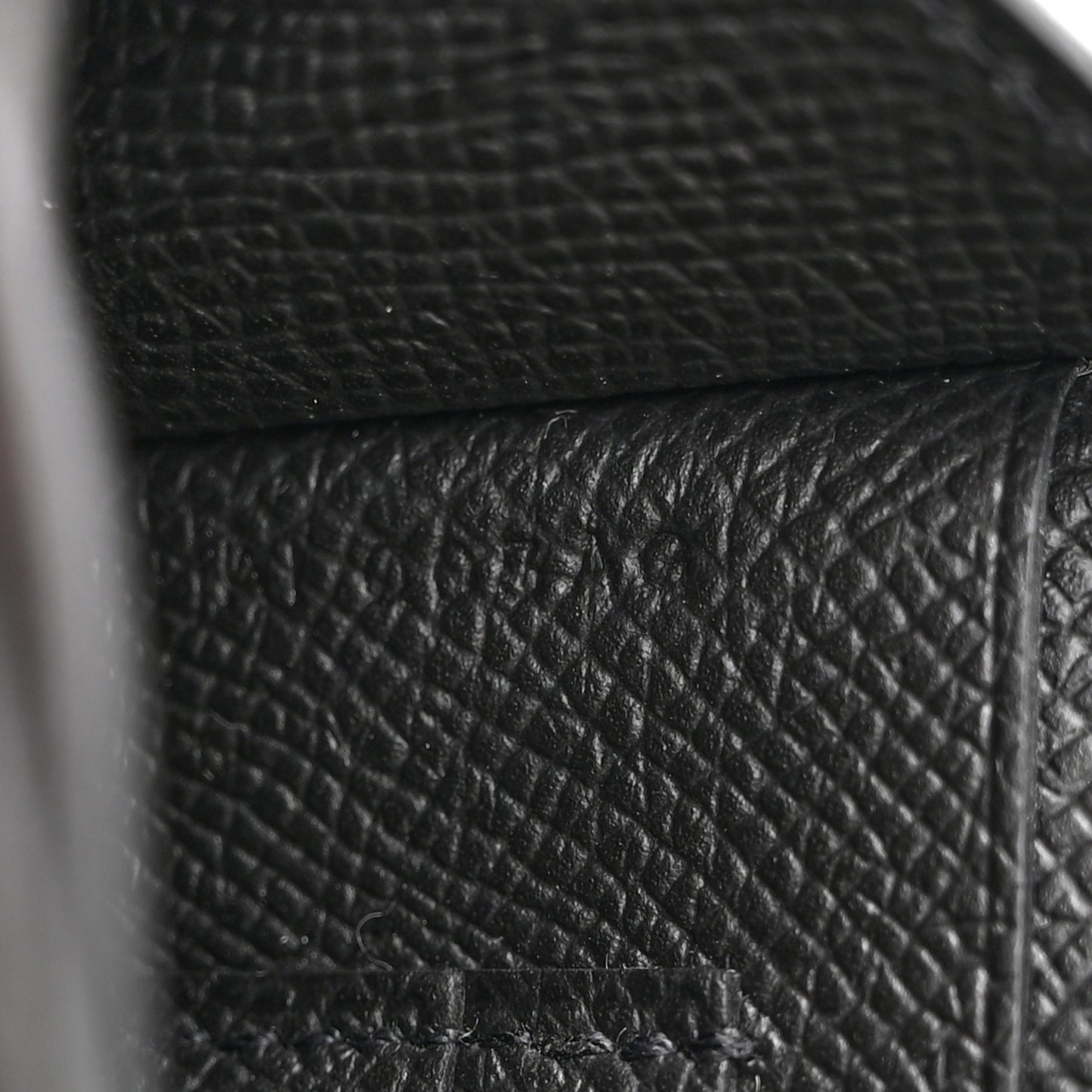 Epsom Enamel Maillon Wallet To Go Black