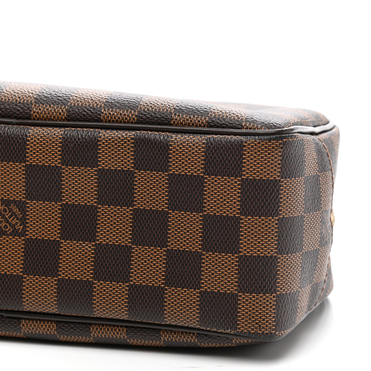 Damier Ebene Toiletry Bag 25