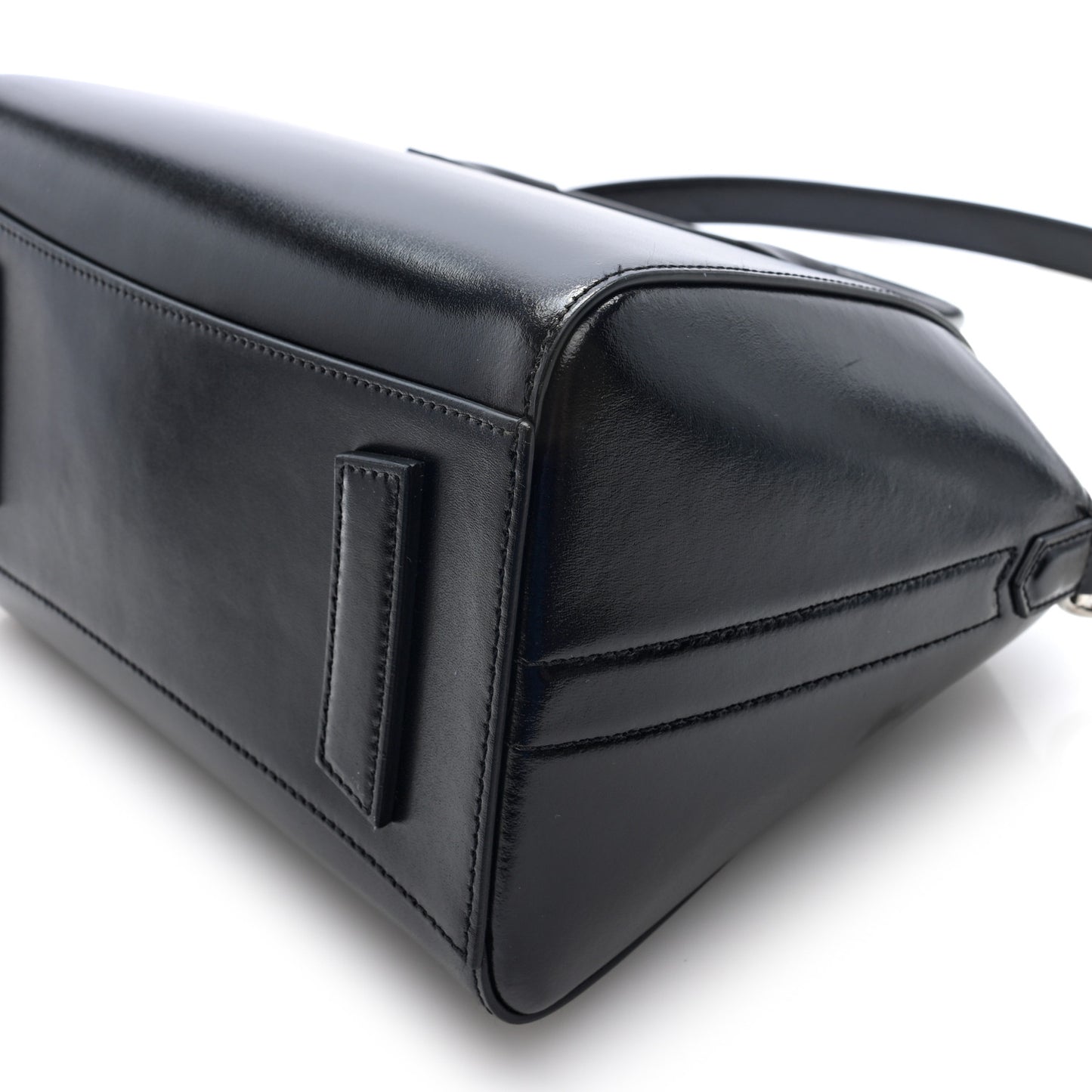 Shiny Lord Calfskin Smalll Antigona Black
