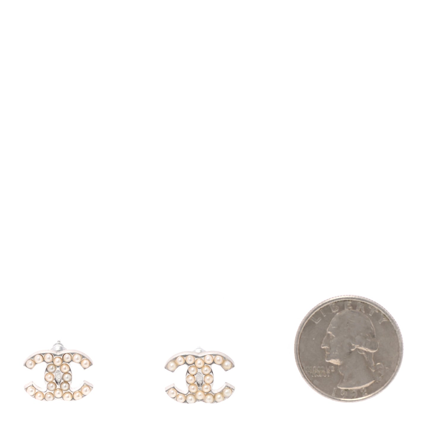 Pearl CC Earrings Silver