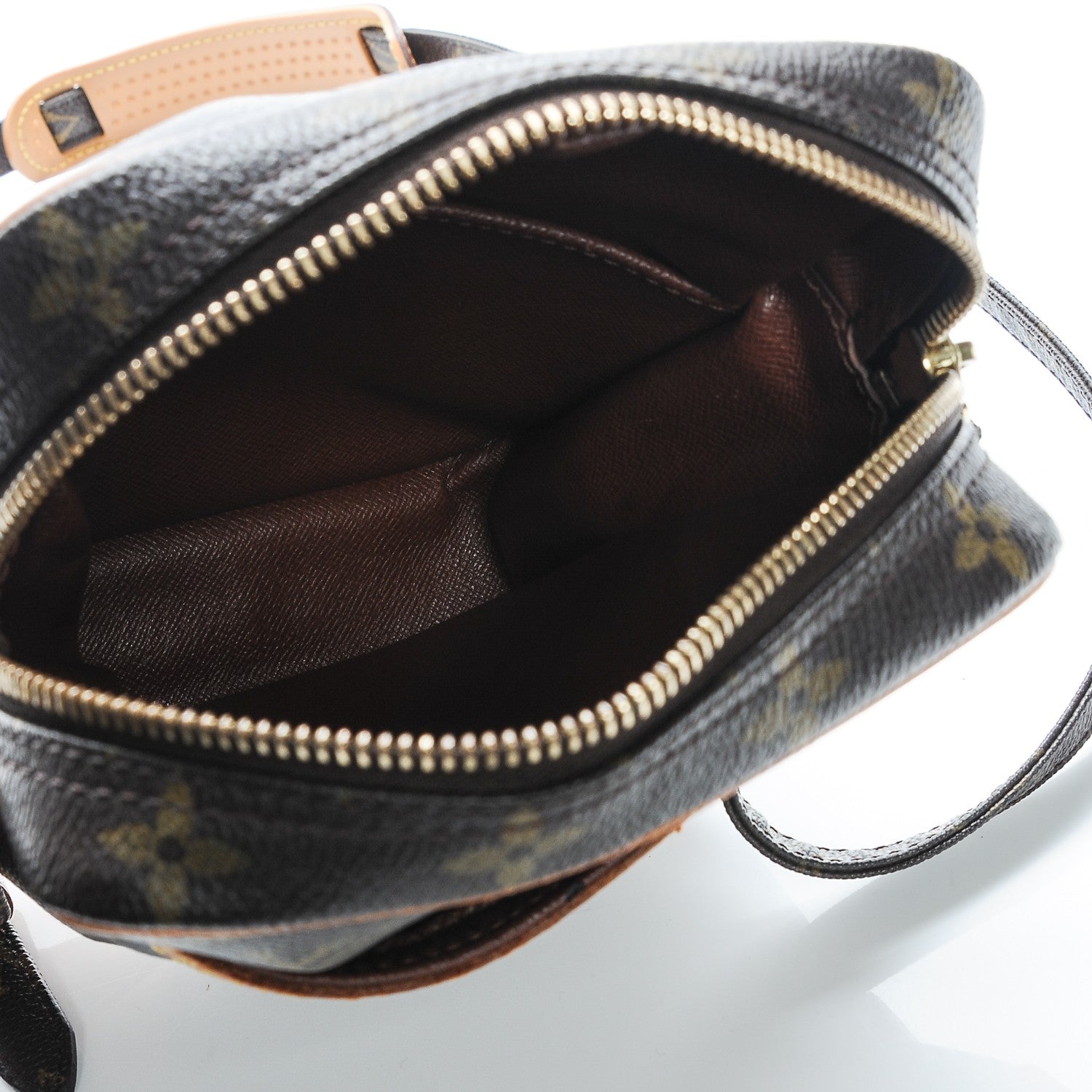 Louis Vuitton Monogram Danube 21 5 of 6
