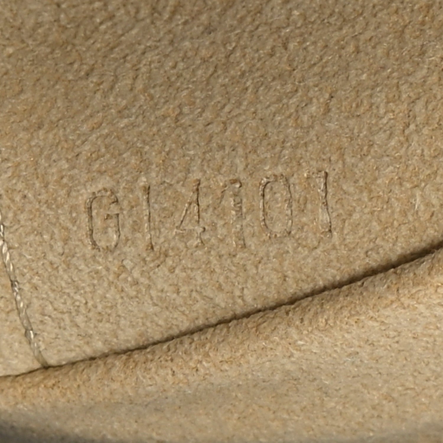 Louis Vuitton Monogram Artsy MM 6 of 9