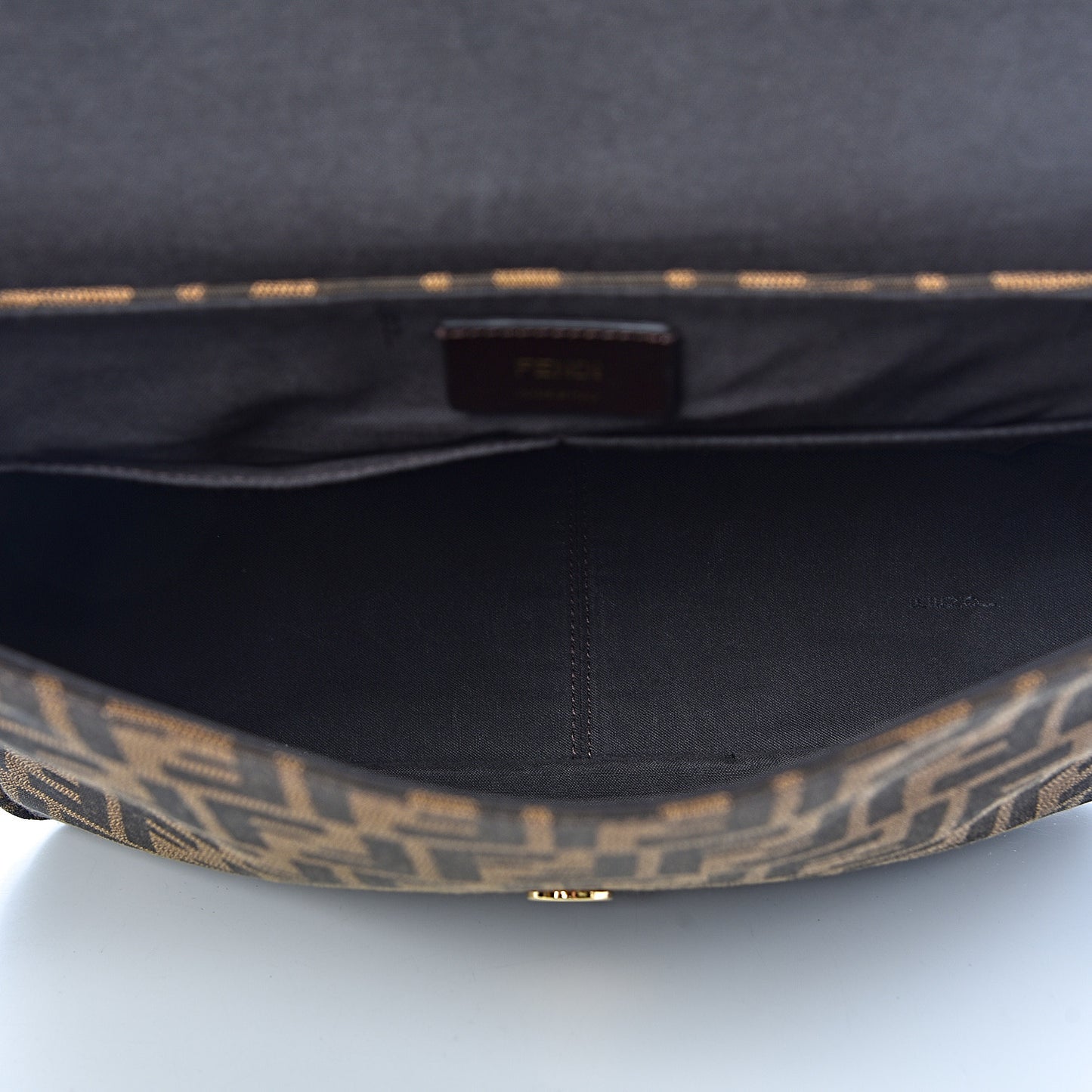 Zucca Vitello Artic Messenger Bag Tobacco Castagna