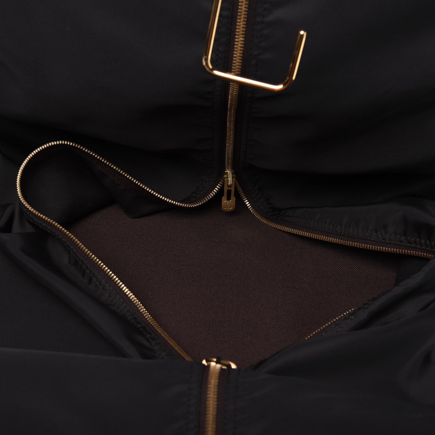 Louis Vuitton Monogram Garment Cover 6 of 24