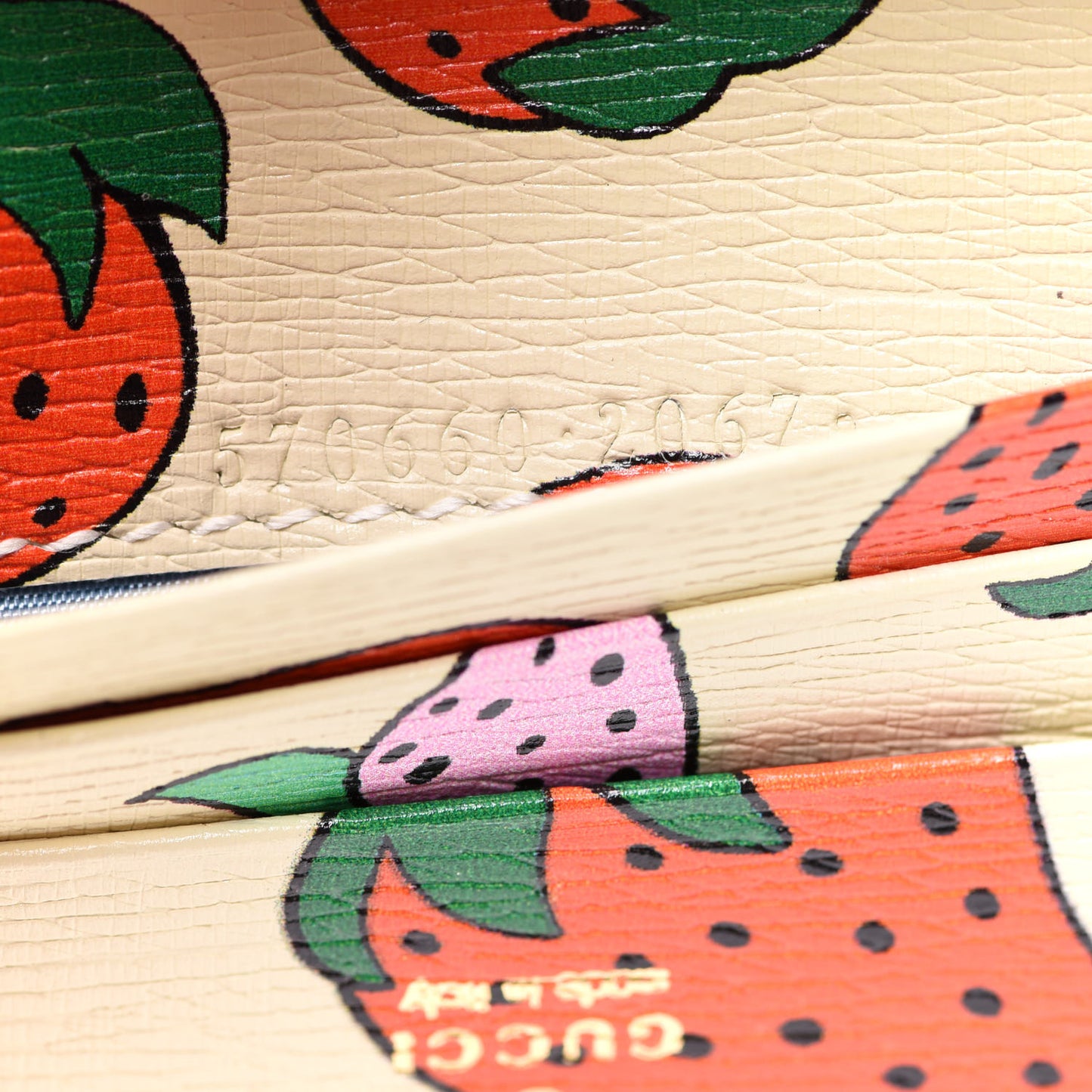 Calfskin Strawberry Print Zumi Chain Card Case Wallet Ivory Red