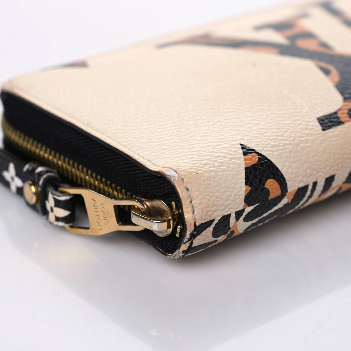 Monogram Giant Jungle Zippy Wallet Ivory