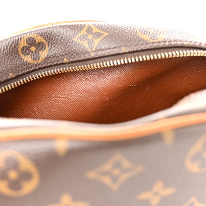 Louis Vuitton Monogram Blois 14 of 19