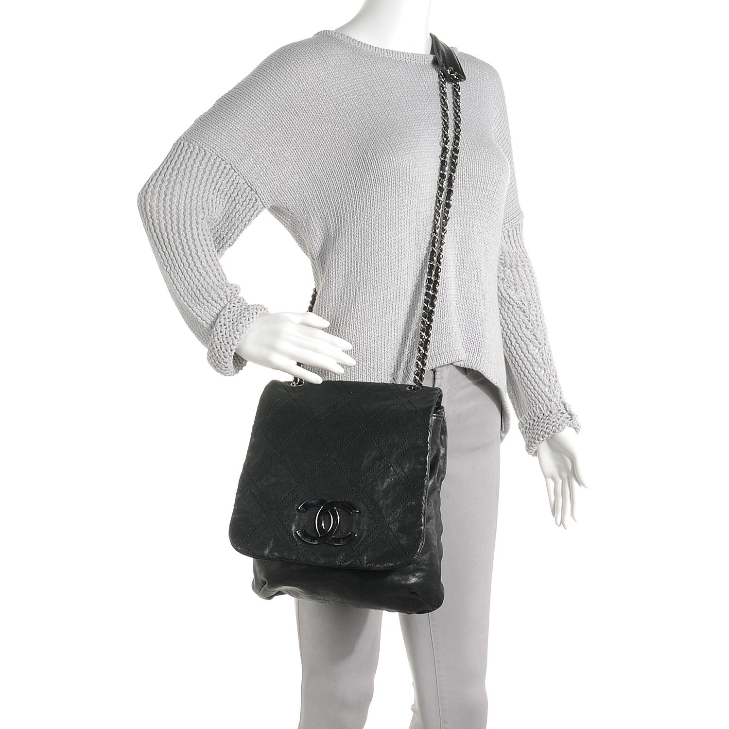 Chanel Leather Diamond Stitch Large Messenger Black 2 of 7