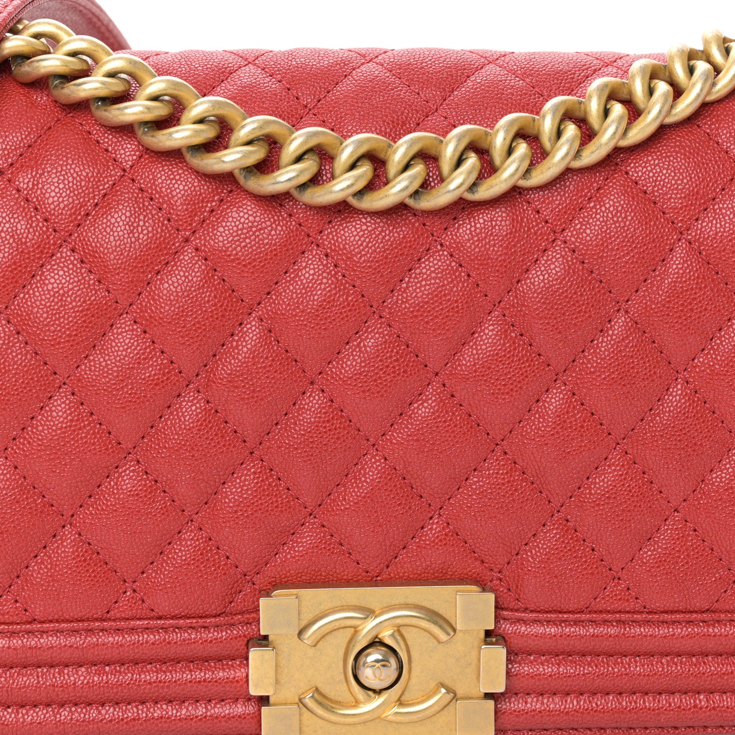 Caviar Quilted Medium Boy Flap Red