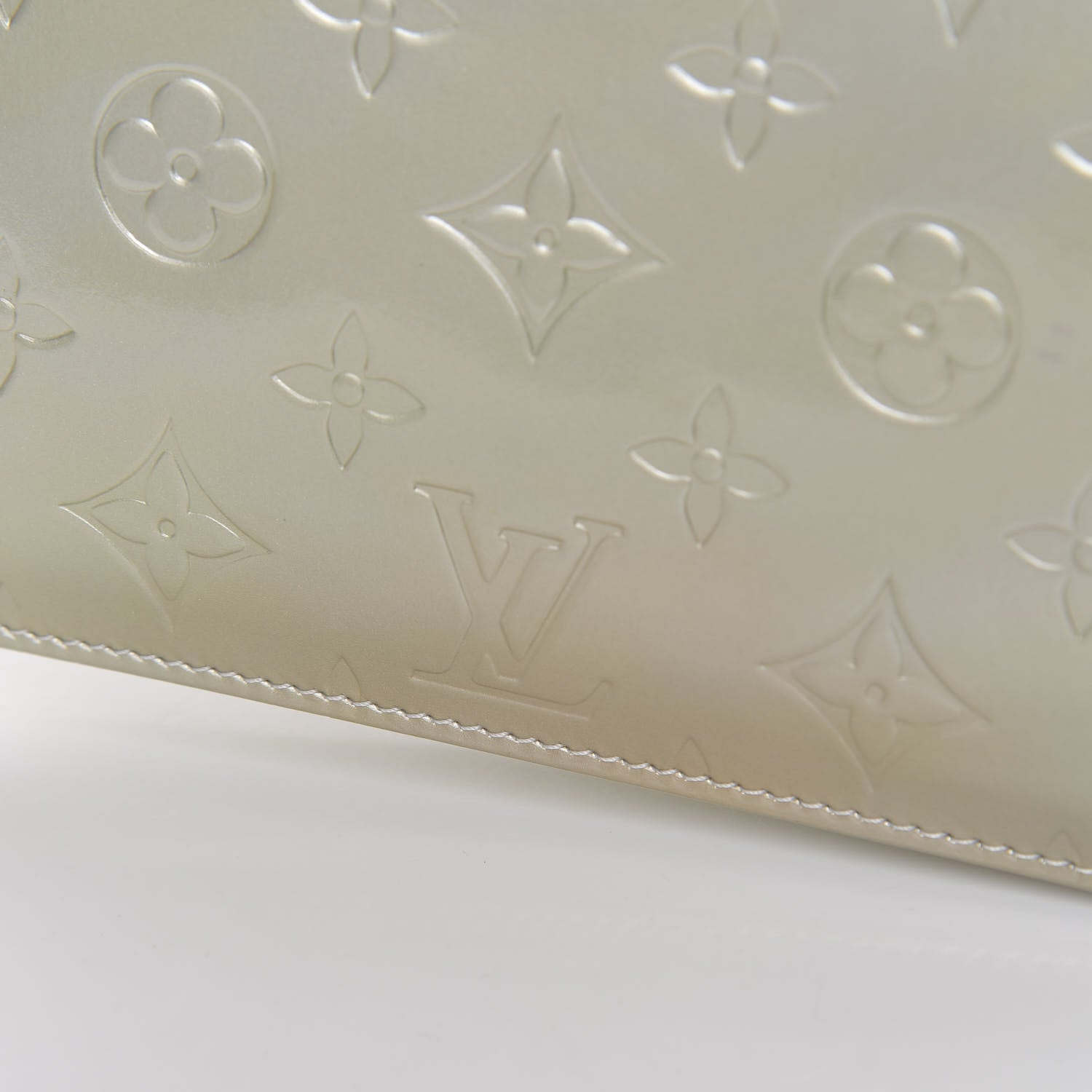 Louis Vuitton Vernis Lexington Pochette Silver 12 of 12