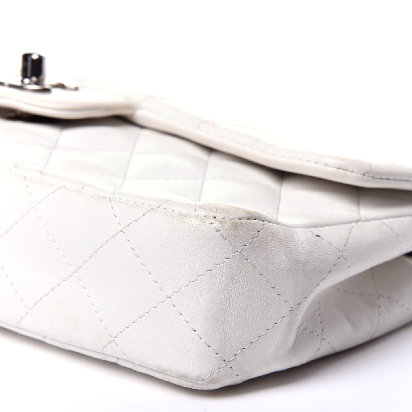 Lambskin Quilted East West Flap Bijoux Chain White