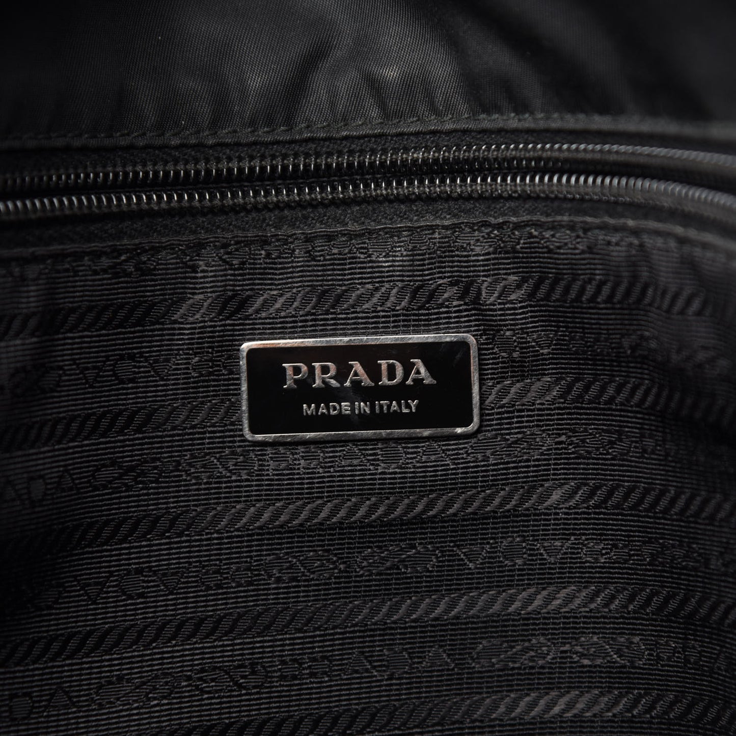 Tessuto Nylon Saffiano Logo Messenger Bag Black