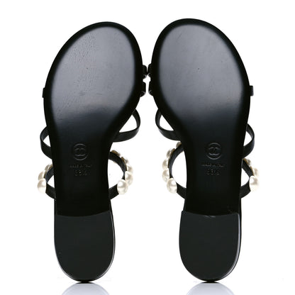 Chanel Calfskin Pearl CC Toe Ring Sandals 38.5 Black 4 of 5
