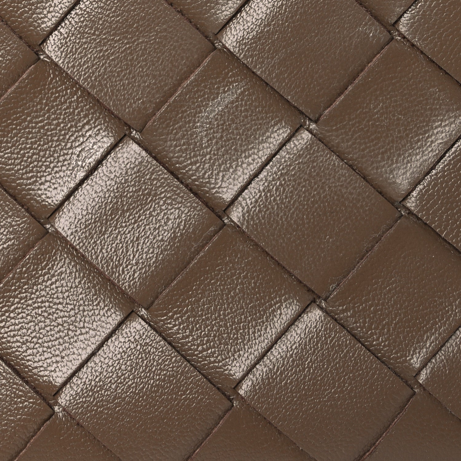 Bottega Veneta Calfskin Intrecciato Bang Bang Vanity Case Pinecone 11 of 11