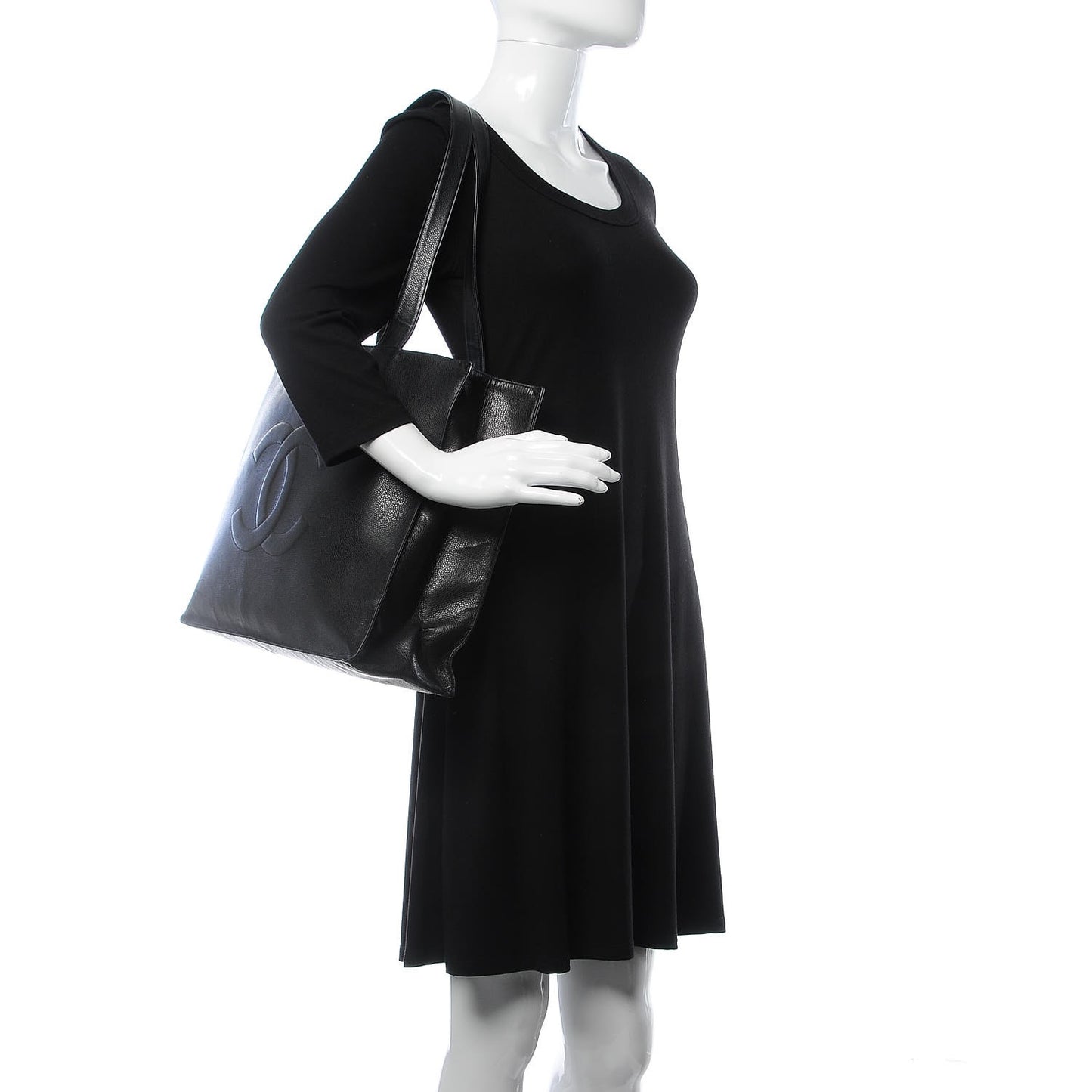 Caviar CC Tote Black