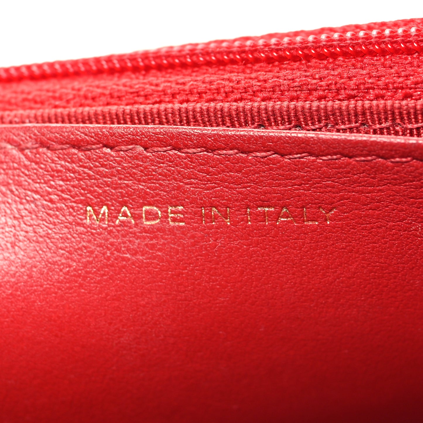 Caviar Quilted Wallet on Chain WOC Red