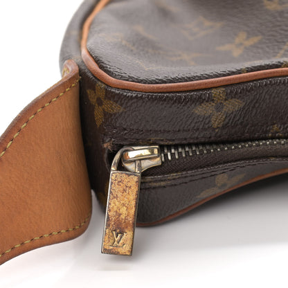 Louis Vuitton Monogram Croissant MM 13 of 13
