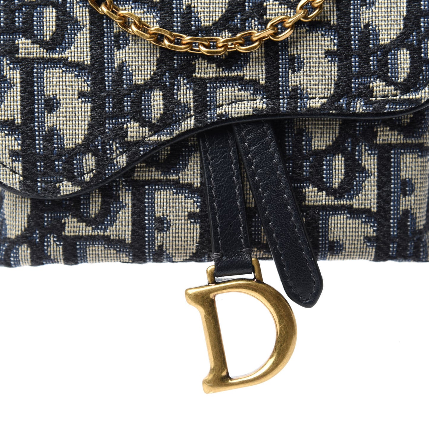 Oblique Nano Saddle Chain Pouch Blue