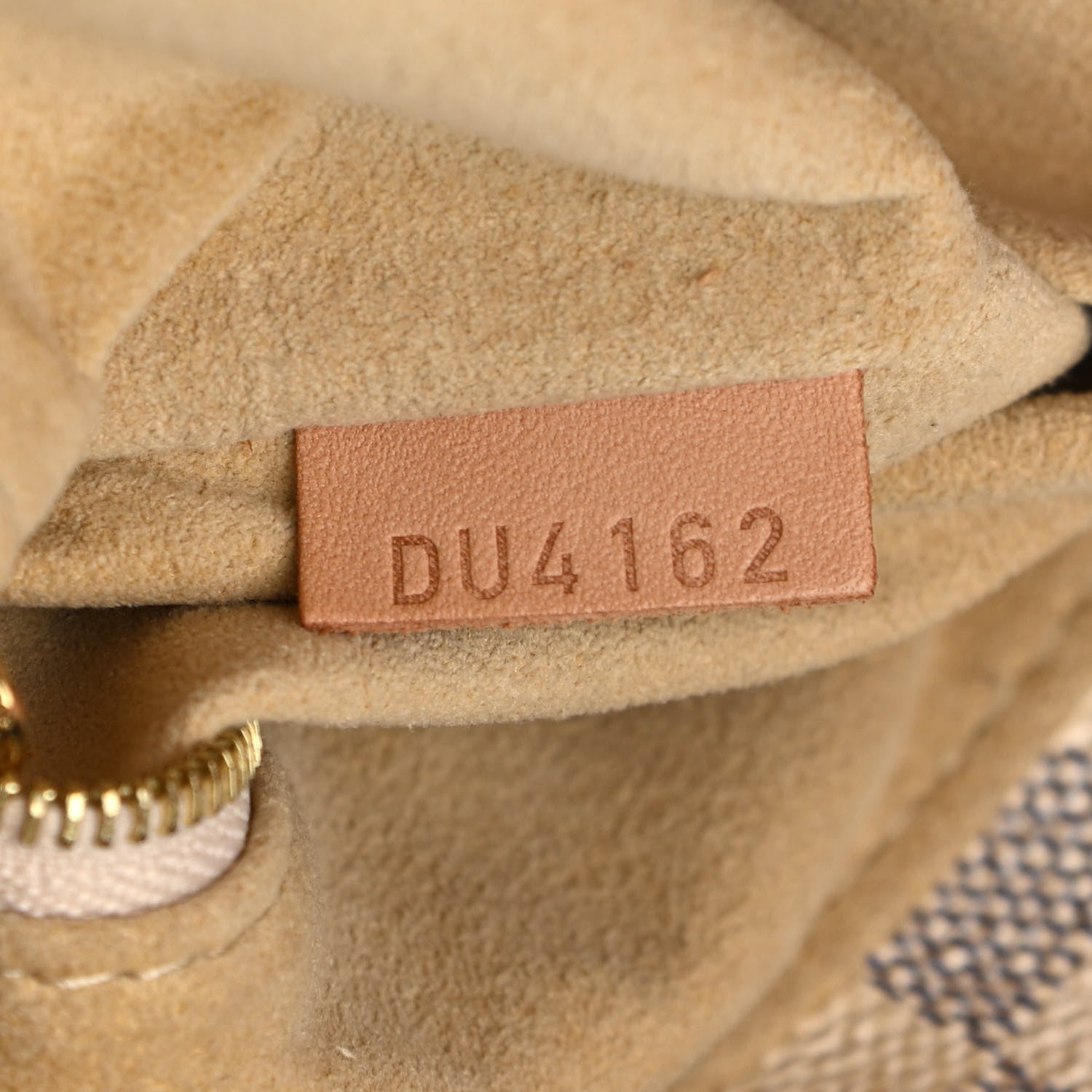 Louis Vuitton Damier Azur Salina GM 7 of 10