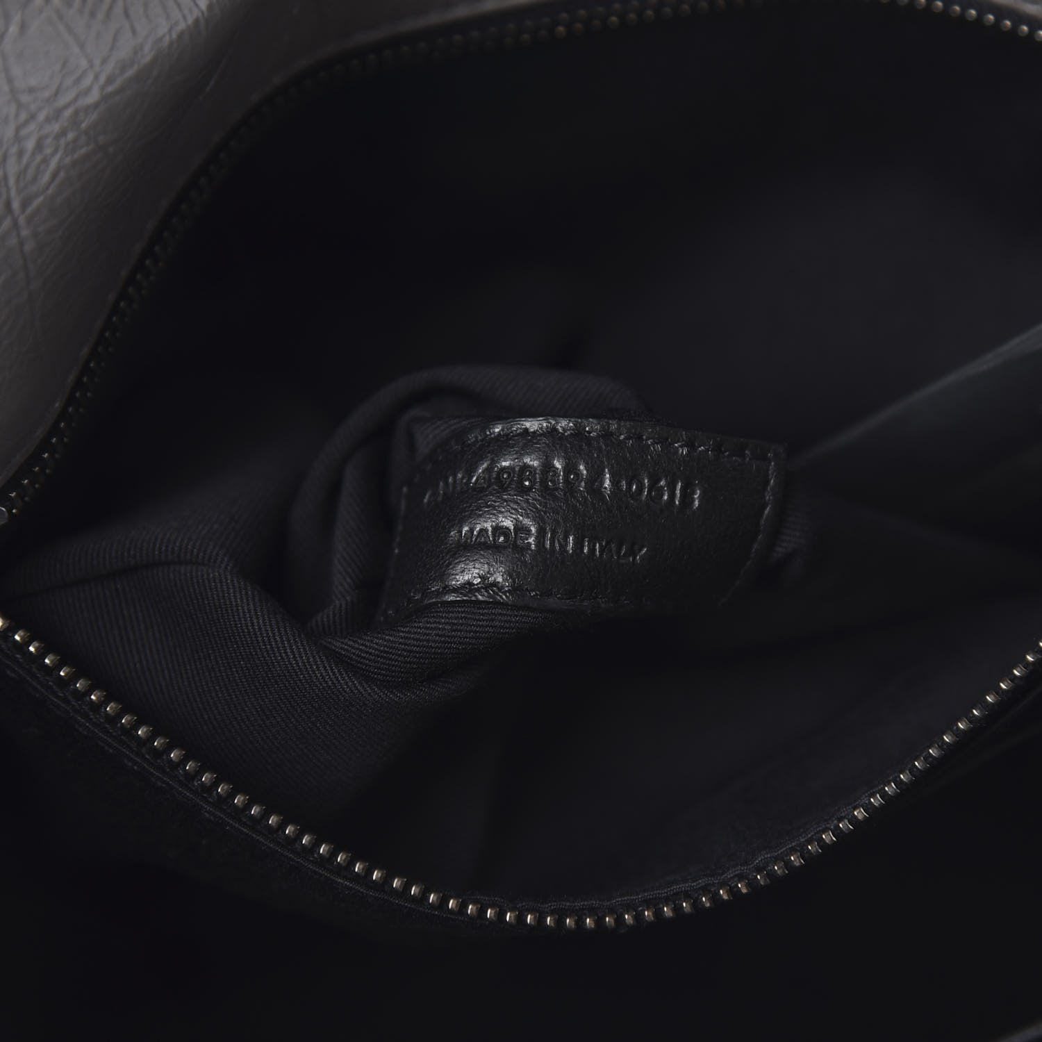 Saint Laurent Crinkled Calfskin Matelasse Monogram Medium Niki Chain Satchel Light Gray 7 of 12