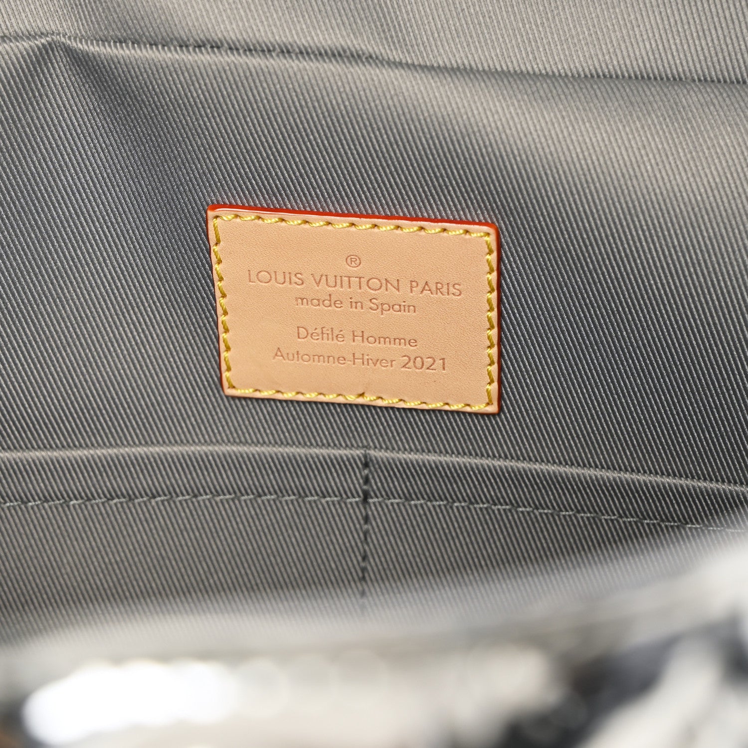 Louis Vuitton Monogram Mirror Neo Porte Documents Voyage 5 of 5