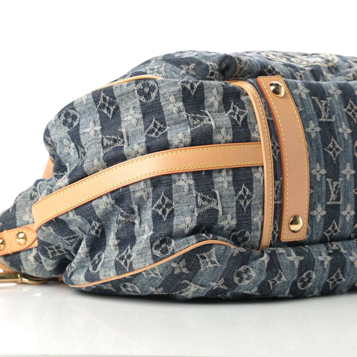 Louis Vuitton Denim Raye Cabas GM 11 of 13